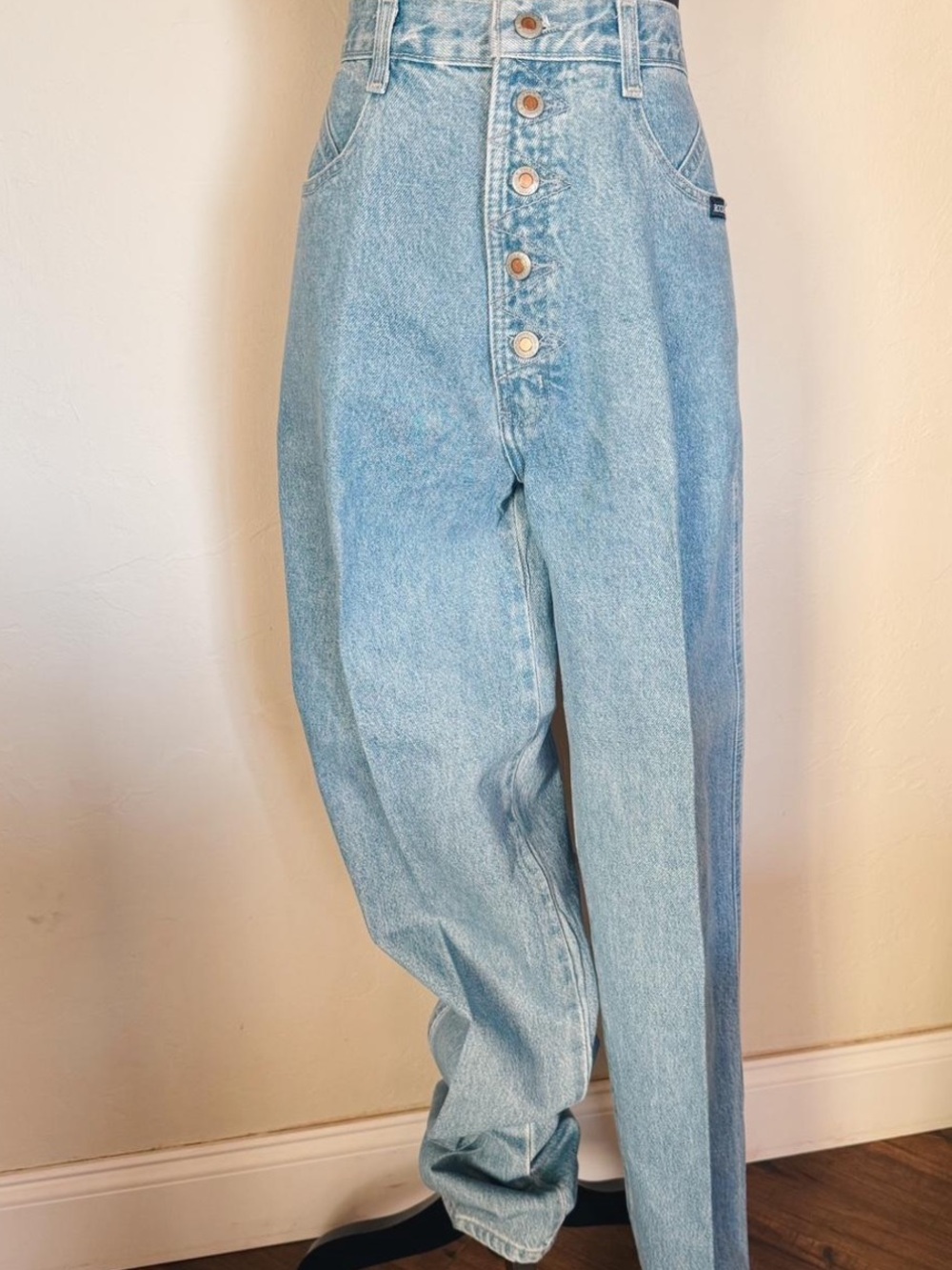Vintage Light Blue Button-Fly Boyfriend Jeans
